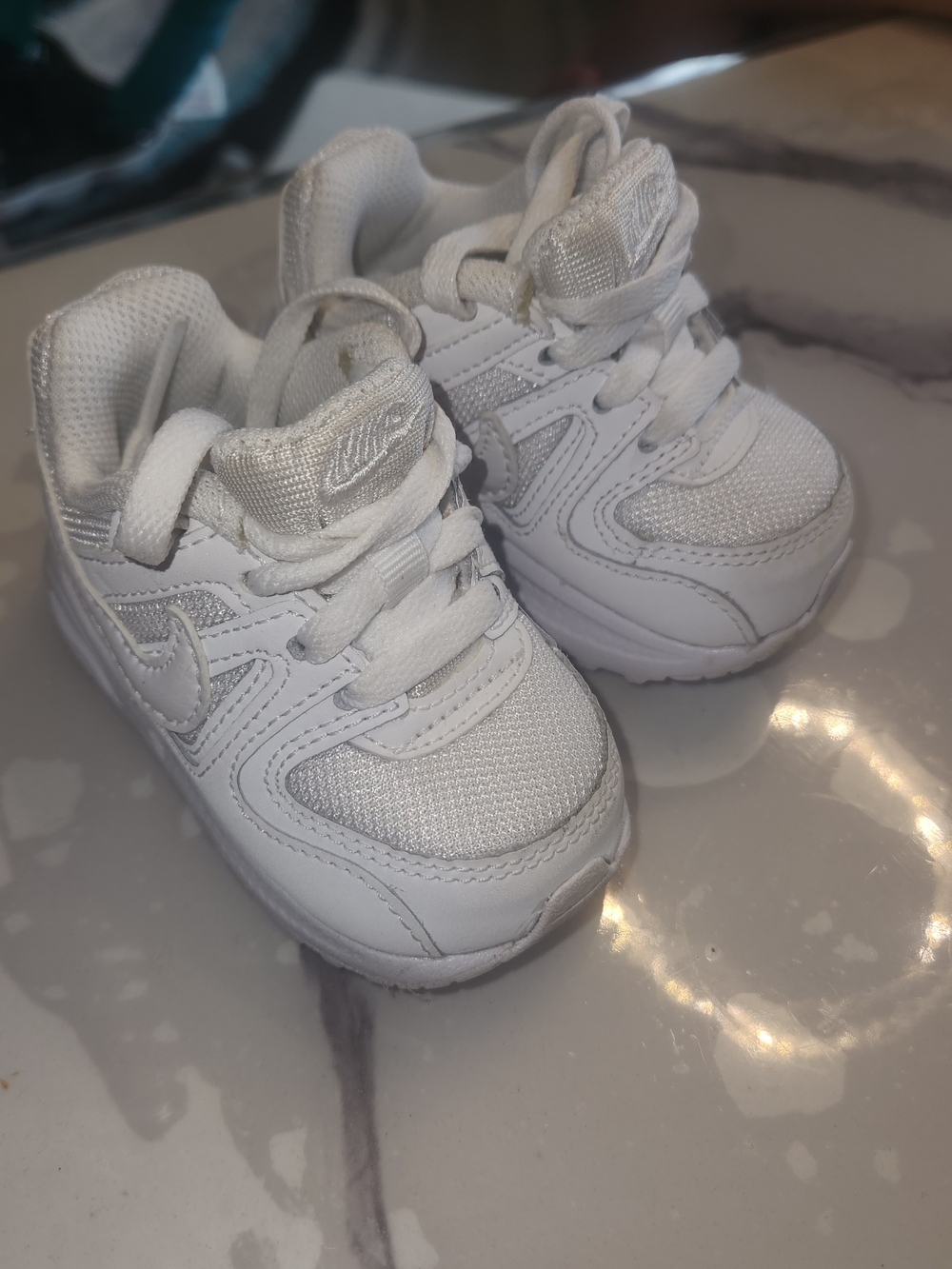 infant White nike Sneakers 4c